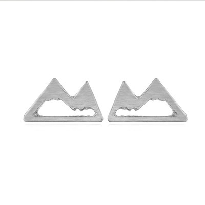 Européen Et Américain De Mode Cool Oreille Goujons Creux Montagne De Neige Oreille Goujons Montagne Oreille Goujons Protection De L'environnement Électrolytique Montagne Lianshan Clous D'oreille En Gros display picture 22