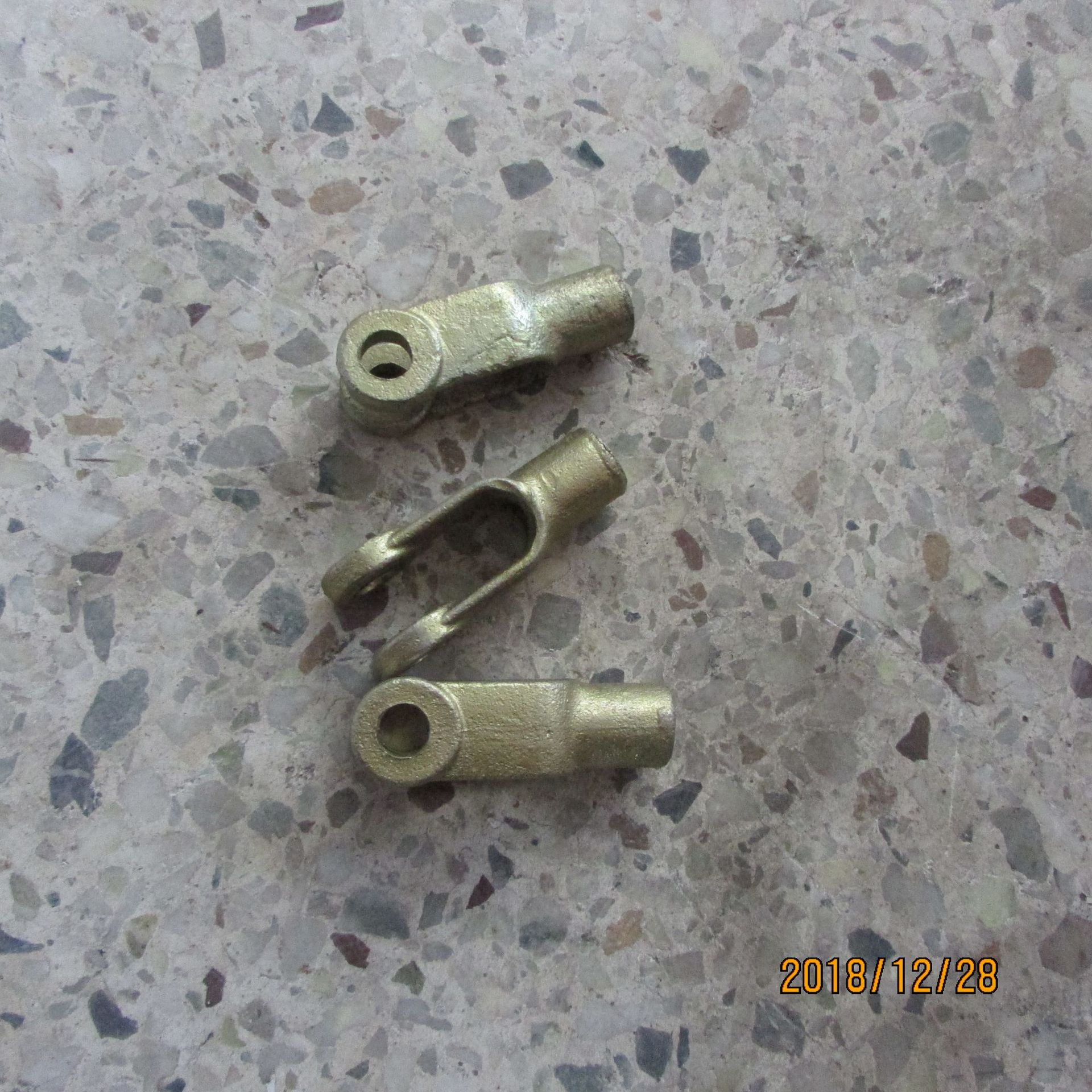 供应徐工装载机配件250200174  ZL40.7.5-2叉接头