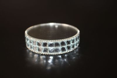 Manufactor wholesale new pattern originality gift base crystal DIY Diamond Perfume base customized Various style