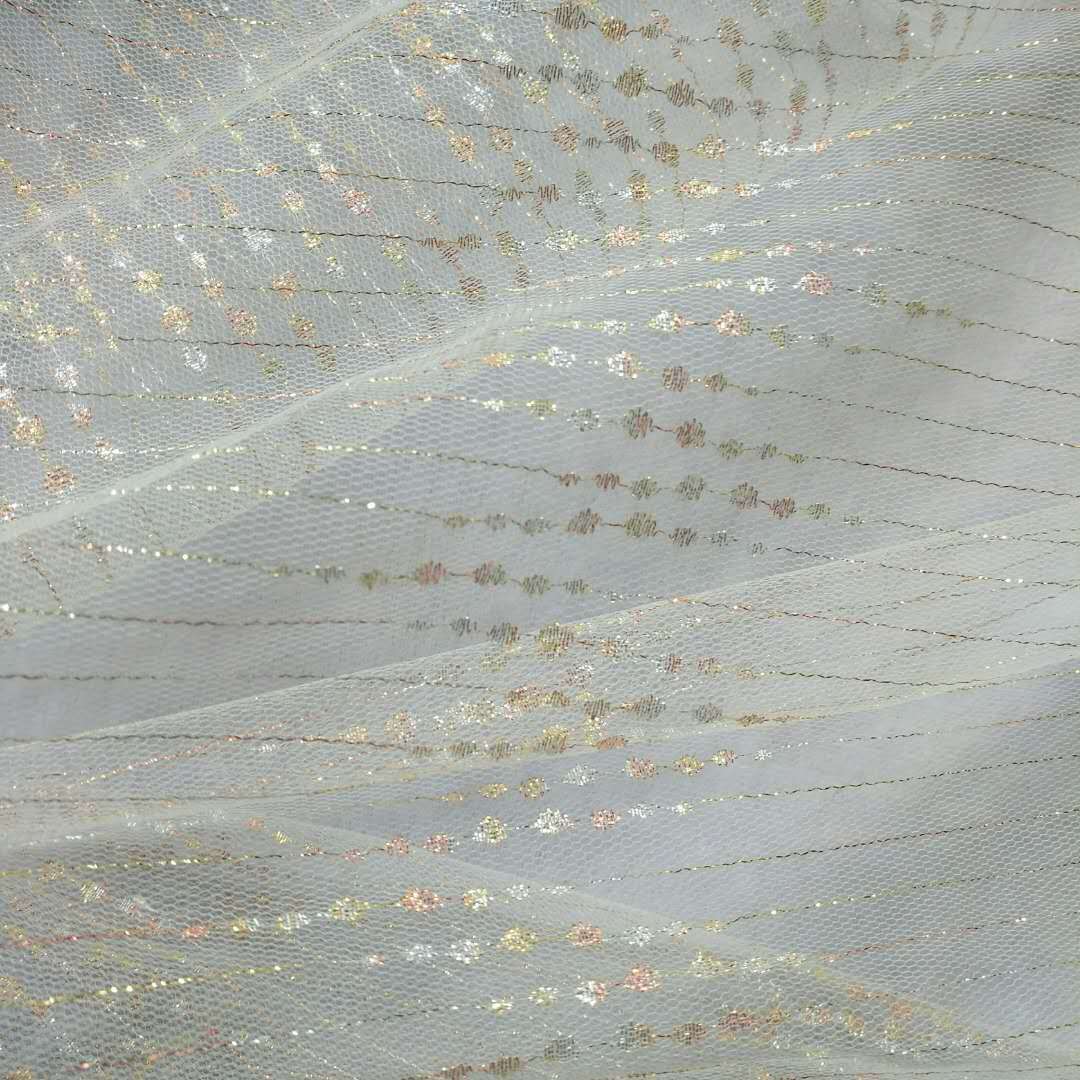 现货供应~无弹网眼布七彩丝串珠提花网纱 童装 纱裙 婚纱礼服面料