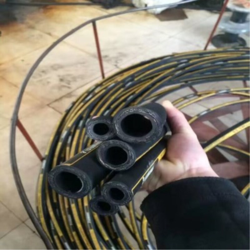 生产销售高压编织橡胶管 高压钢丝胶管 橡胶钢丝耐油软管及总成