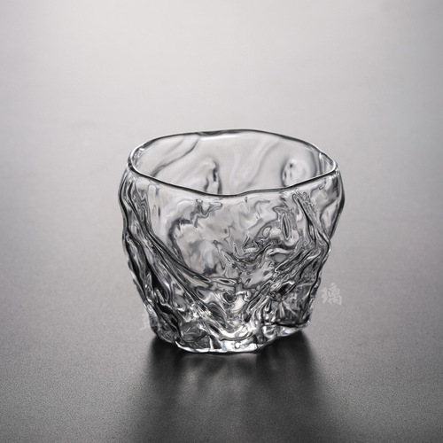 Manufacturer wholesale high borosilicate heat-resistant hammered transparent glass tea cup tea sea small tea cup Japanese Kung Fu tea cup