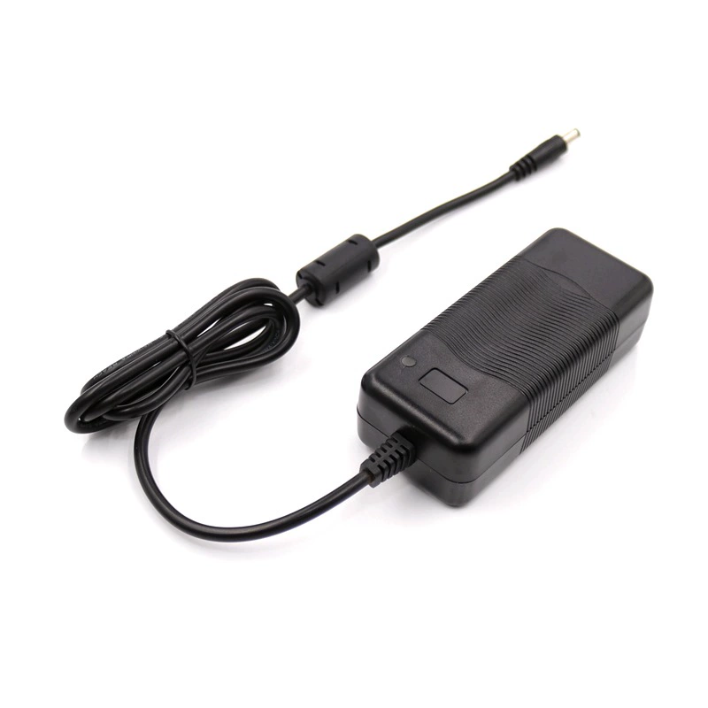 Экспорт UL FCC CE KC сертификация 12V5A адаптер питания 6-уровневая энергия выключателей