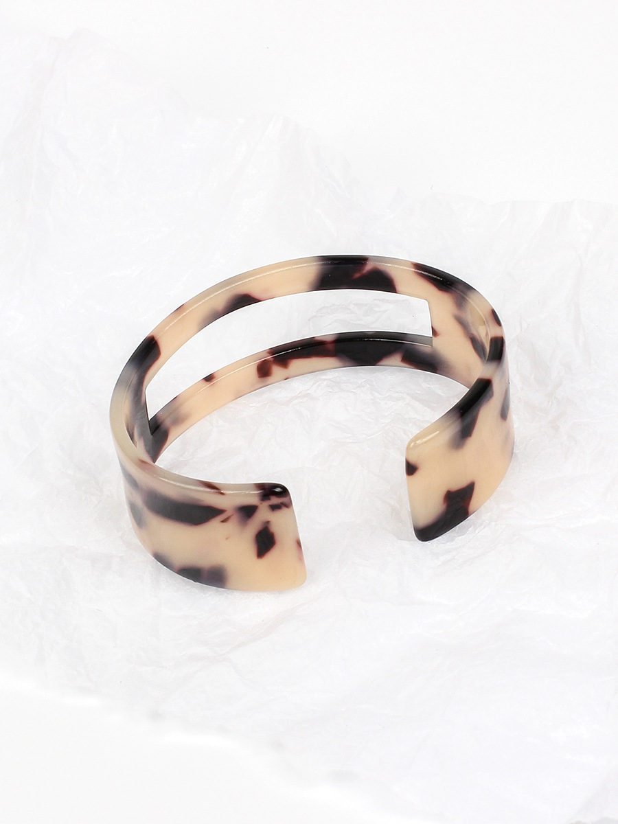 Korean Resin Open Bracelet display picture 4