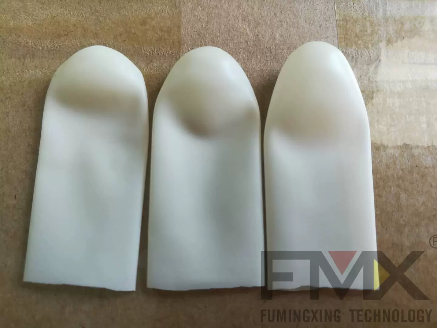 批发无硫手指套 防静电无粉尘防护工业耐酸碱一次性切口无硫指套