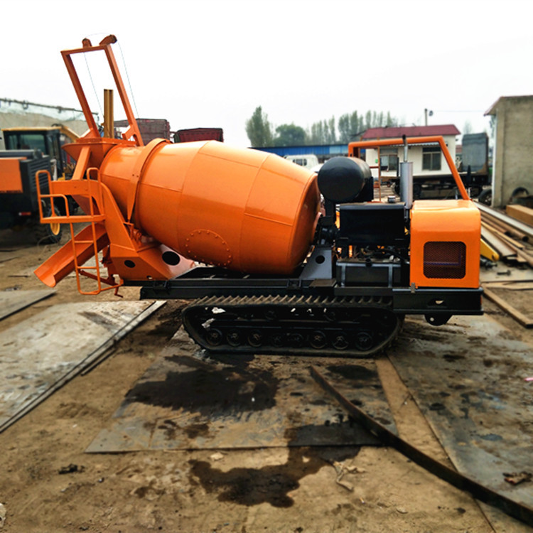 修建水渠履带搅拌罐 水田改造履带搅拌罐 2方履带搅拌罐厂家