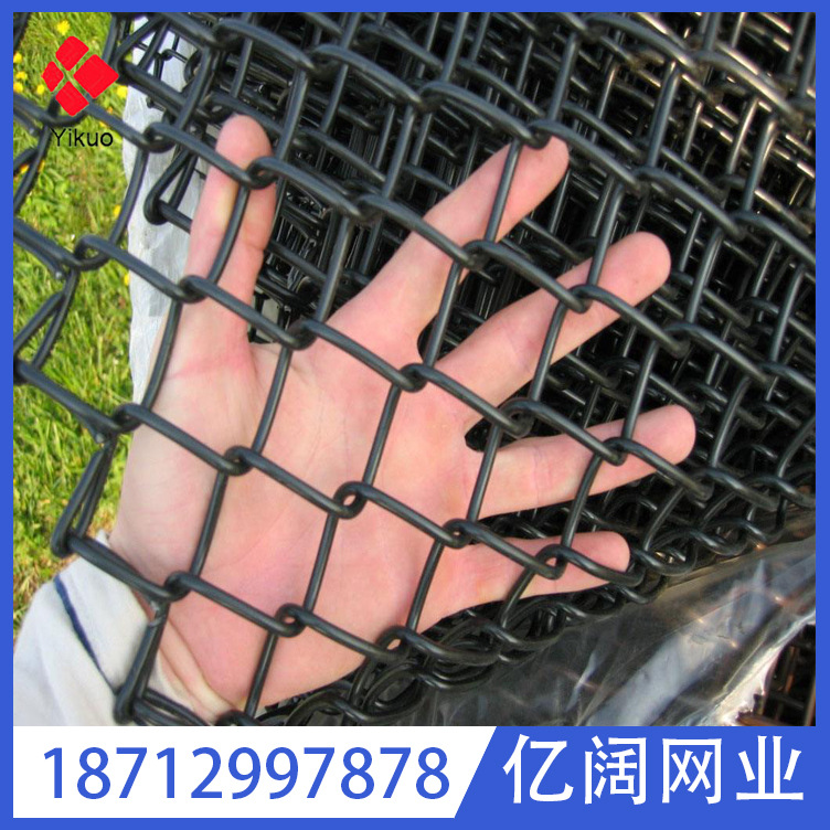 厂家低价供应勾花网护栏球场围栏