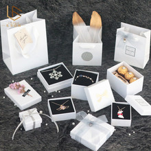 現貨批發 亞光白色首飾盒 玫瑰花耳釘盒飾品包裝盒 禮品手提袋
