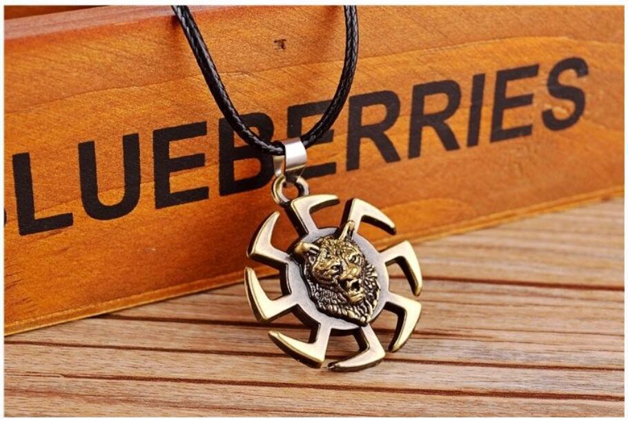 Hegemonic titanium steel pendant, personalized wolf head wind wheel necklace, punk men's jewelry, cool Roman design_voghion.com