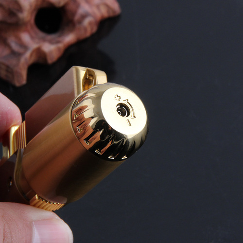 Personalized trendy creative outdoor barbecue kitchen smoking set electroplated elbow straight welding gun windproof lighter