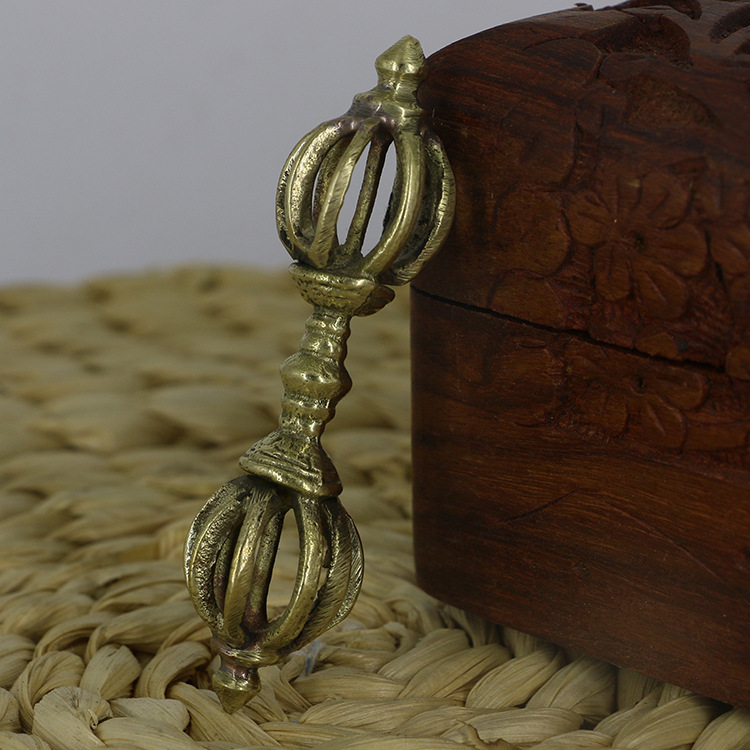 Religion Artifact wholesale Fair Sale Nepal manual Pure copper Vajra Pendant trumpet