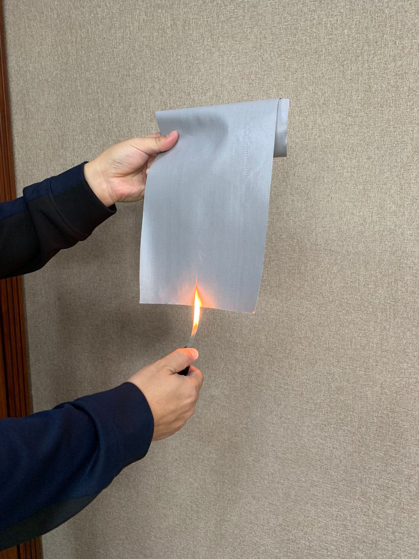 工厂供应绿色pvc涂塑玻纤布灰色电焊防火布空调软接玻璃纤维布