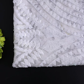 绣花布;其他针织面料;涤纶面料