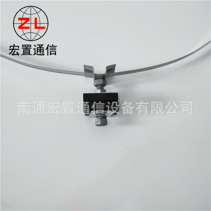 海门宏置光缆紧固夹具 镀锌铁件引下线夹 钢带型固定金具