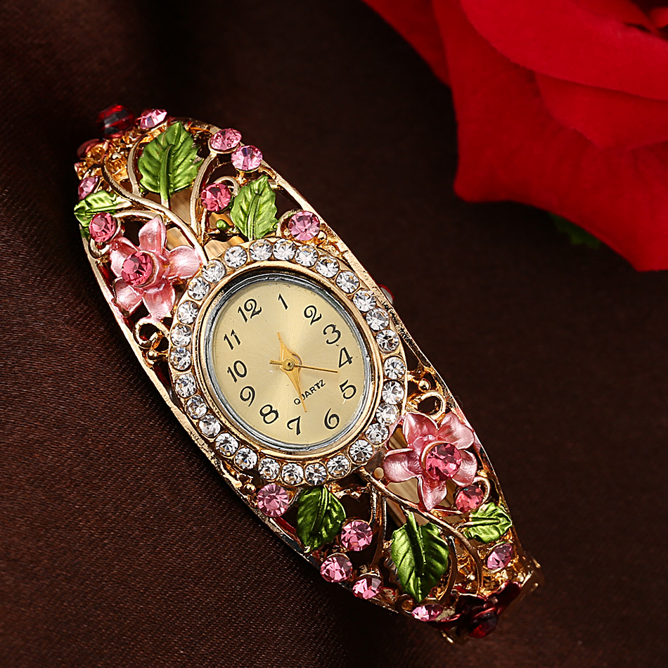 Luxurious Flower Quartz Women's Watches display picture 3