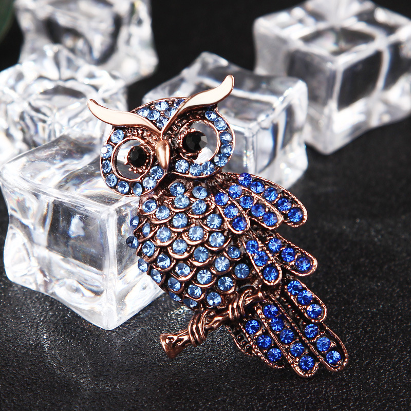 Koreanische version der mode einfache retro diamant besetzte blaue eule brosche pin frauen kleidung pin zubehör_voghion.com