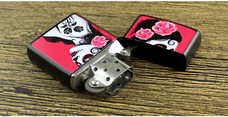 骷髅头彩印打火机_06.gif