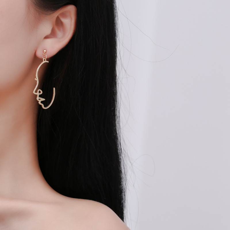 1 Pair Fashion Human Face Metal Plating Women's Drop Earrings display picture 3