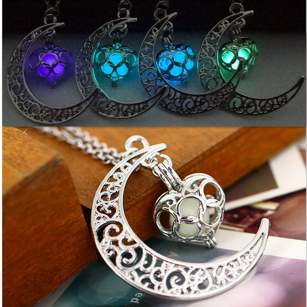 Europe and the United States cross-border jewelry hot hollow month bright heart-shaped night light necklace pendant factory direct Christmas clavicle chain