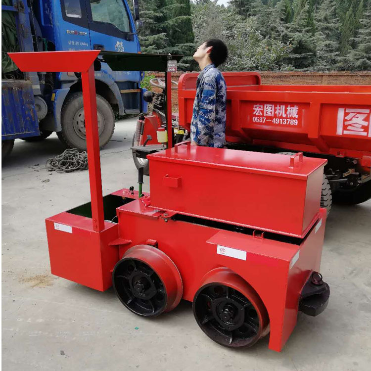 CTY1.5矿用蓄电池电机车 1.5吨电机车配套电池 功率强大