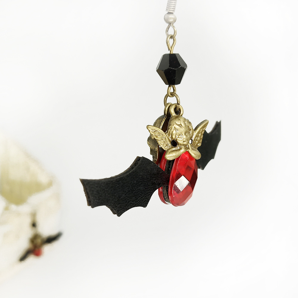 Inlay Design Retro, Punk Style 1 Pair Retro Punk Bat Skull Inlay Alloy Rhinestones Drop Earrings