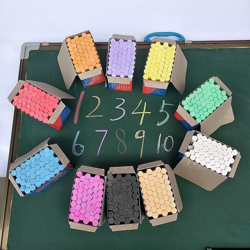 Полная коробка Бесплатная доставка цвет низкая пыль Мел учебный класс доска живопись знак гексагональной пыли мел 50 коробок