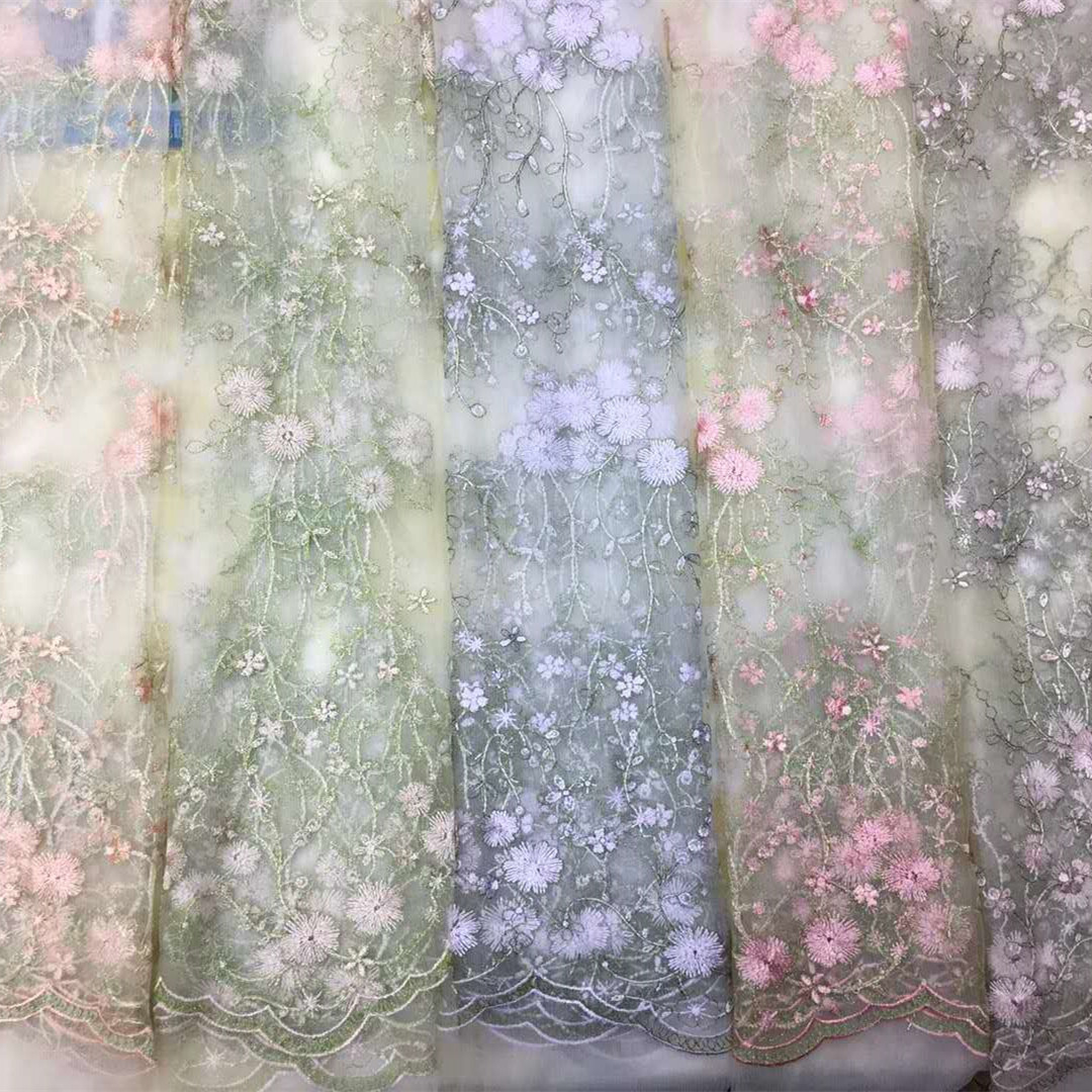 水溶蕾丝花边面料 双多色网纱布绣花 diy服装辅料多彩色刺绣满幅