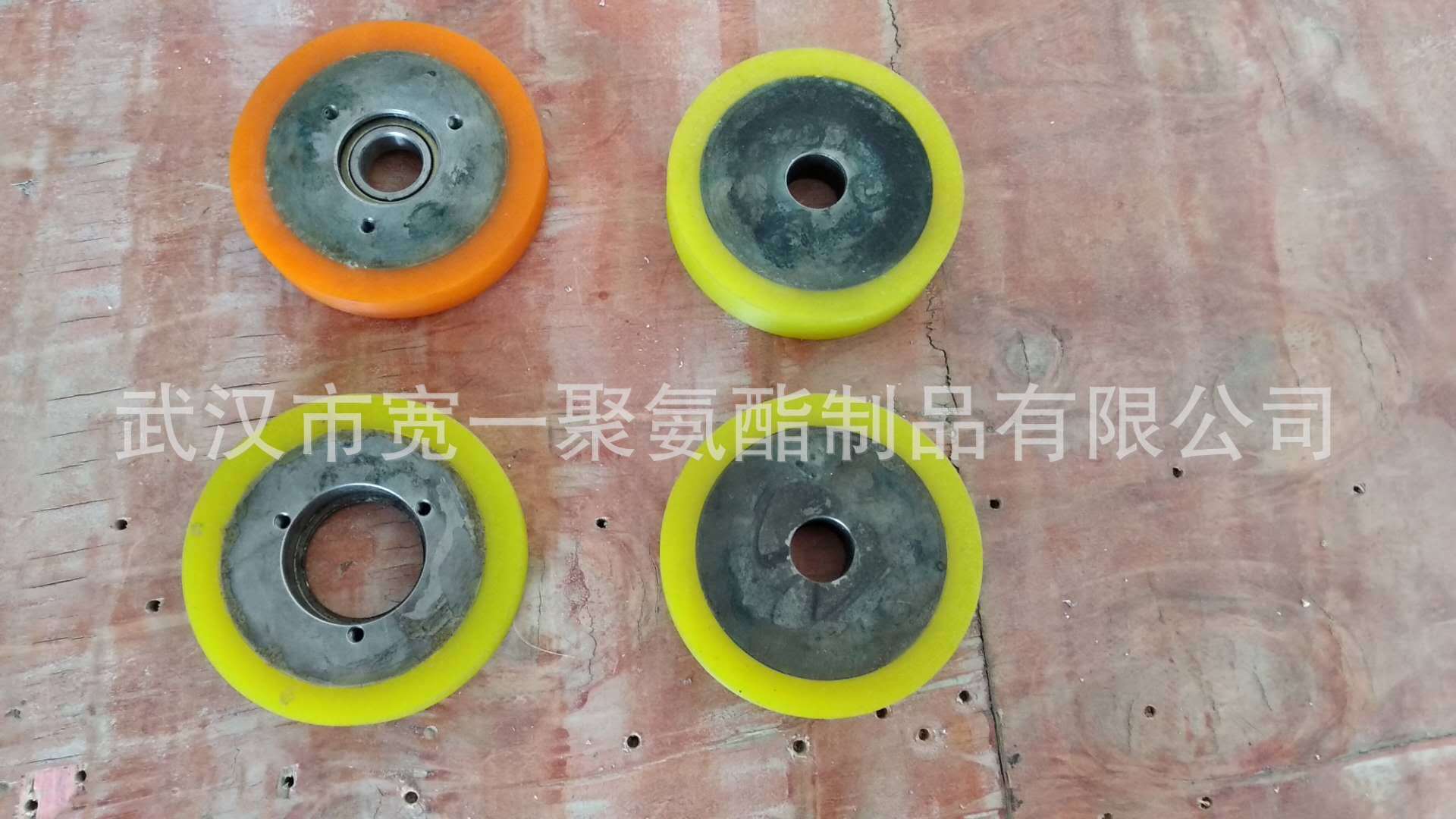 供应湖北襄阳聚氨酯滚轮包胶加工