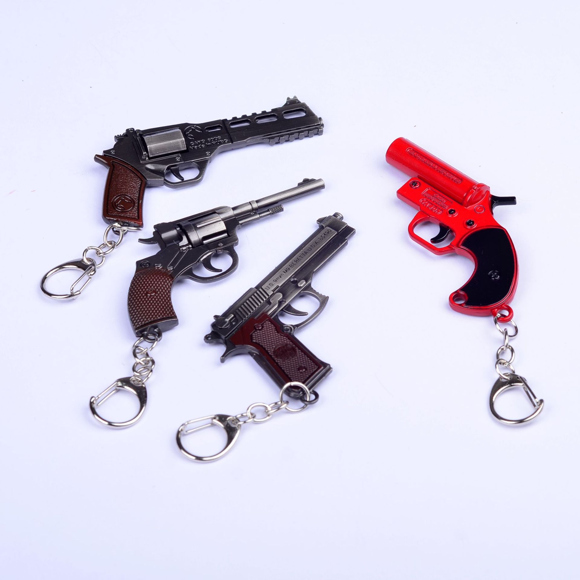Eat chicken Online games Jedi periphery P92 Shaheen Pistol Revolver Survival Weapon Model Key buckle wholesale