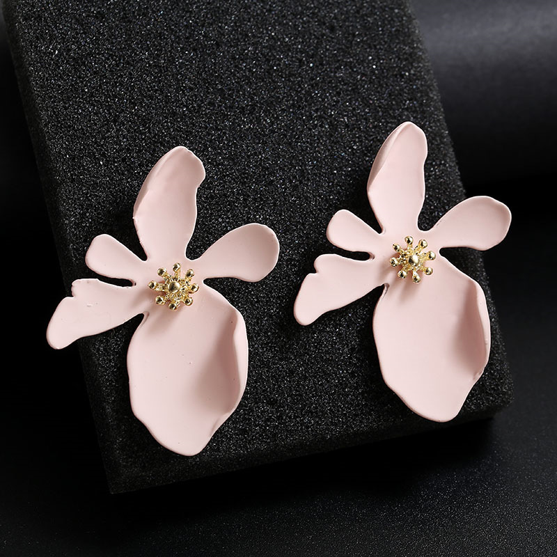 Fashion Long Flower Petal Large Earrings display picture 4
