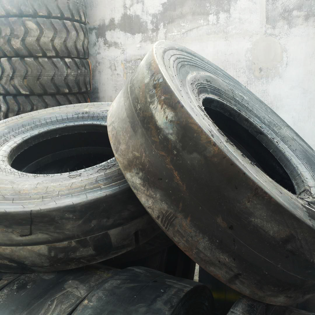 现货销售 11.00-20 前进 光面压路机 1100-20 C-1A徐工工程轮胎