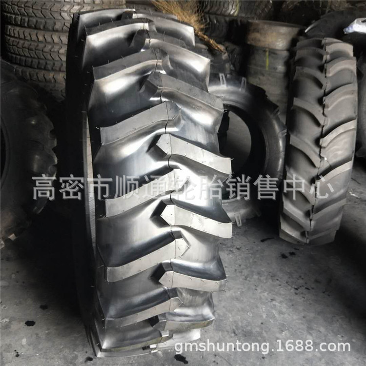 加粗人字12.4-24-48-54农用人字拖拉机轮胎16.9/18.4-30-34出口
