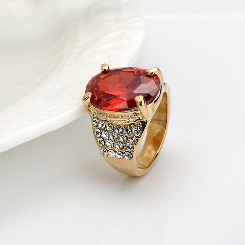 Retro Crystal Golden Oval Ruby Ring Set display picture 5