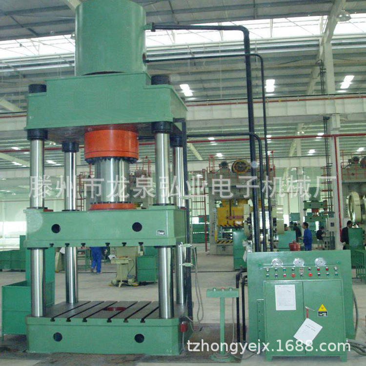 100T四柱三梁压力机 中型液压机