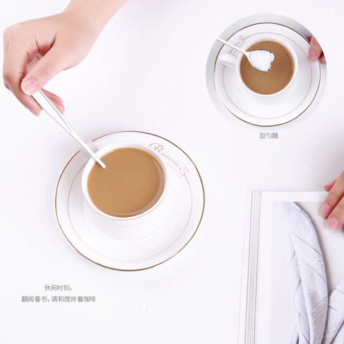 Stainless steel long-handled mixing spoon, creative coffee spoon, Internet celebrity cherry blossom spoon, heart-shaped tableware spoon