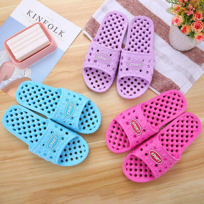 新款pvc浴室拖鞋防滑耐磨镂空一字拖鞋软底居家凉拖鞋厂家直供