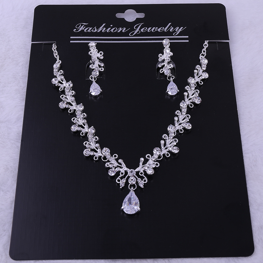 1 Set Fashion Water Droplets Alloy Rhinestone Women's Earrings Necklace display picture 2