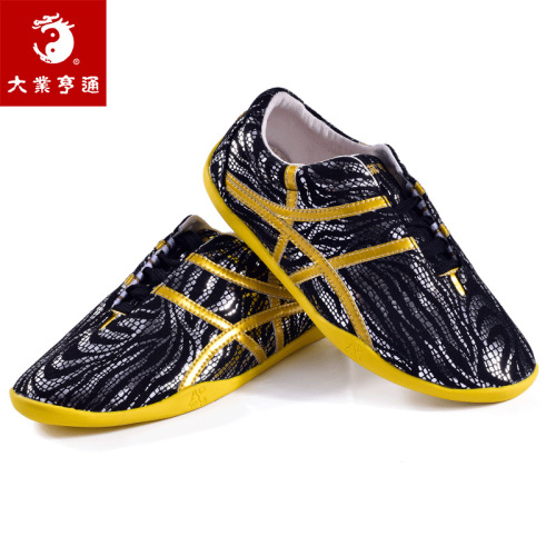 Tai chi kung fu shoes for women Martial arts competition performance Tai shoes men and women leather soled training shoes 