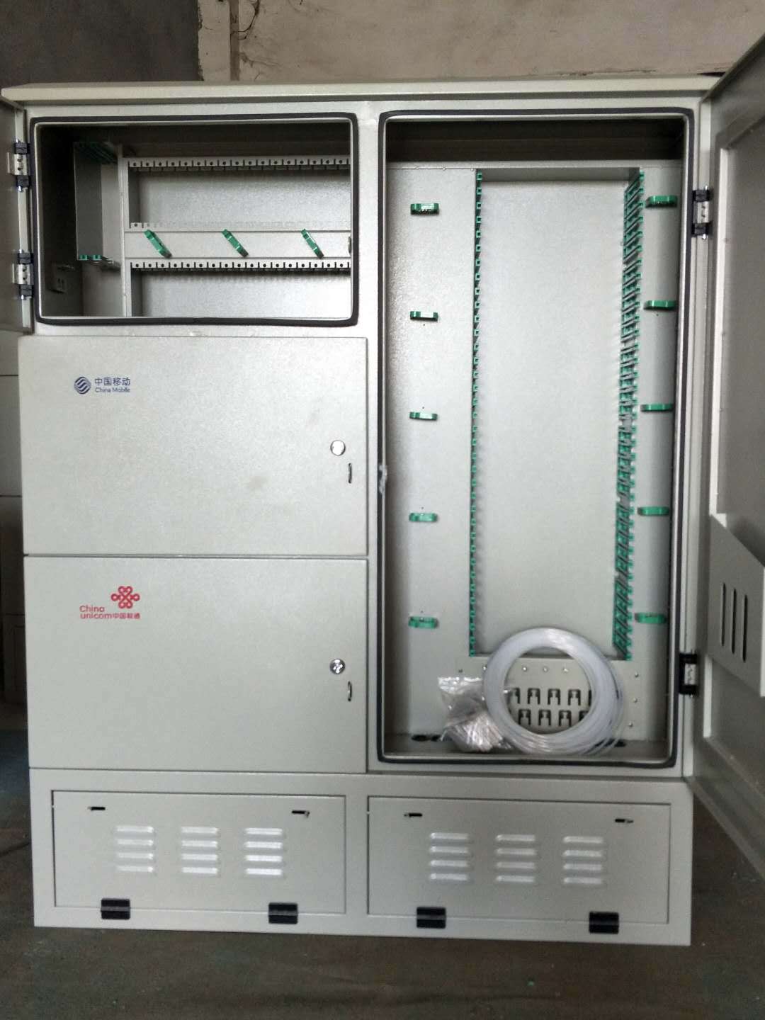 三網(wǎng)合一箱子7