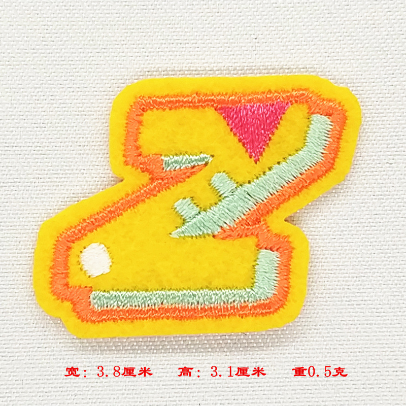 Nuevo color 26 letras pegatinas de tela pegatinas de bordado jeans rasgados parche decorativo pegatinas A- Z Inglés pegatinas