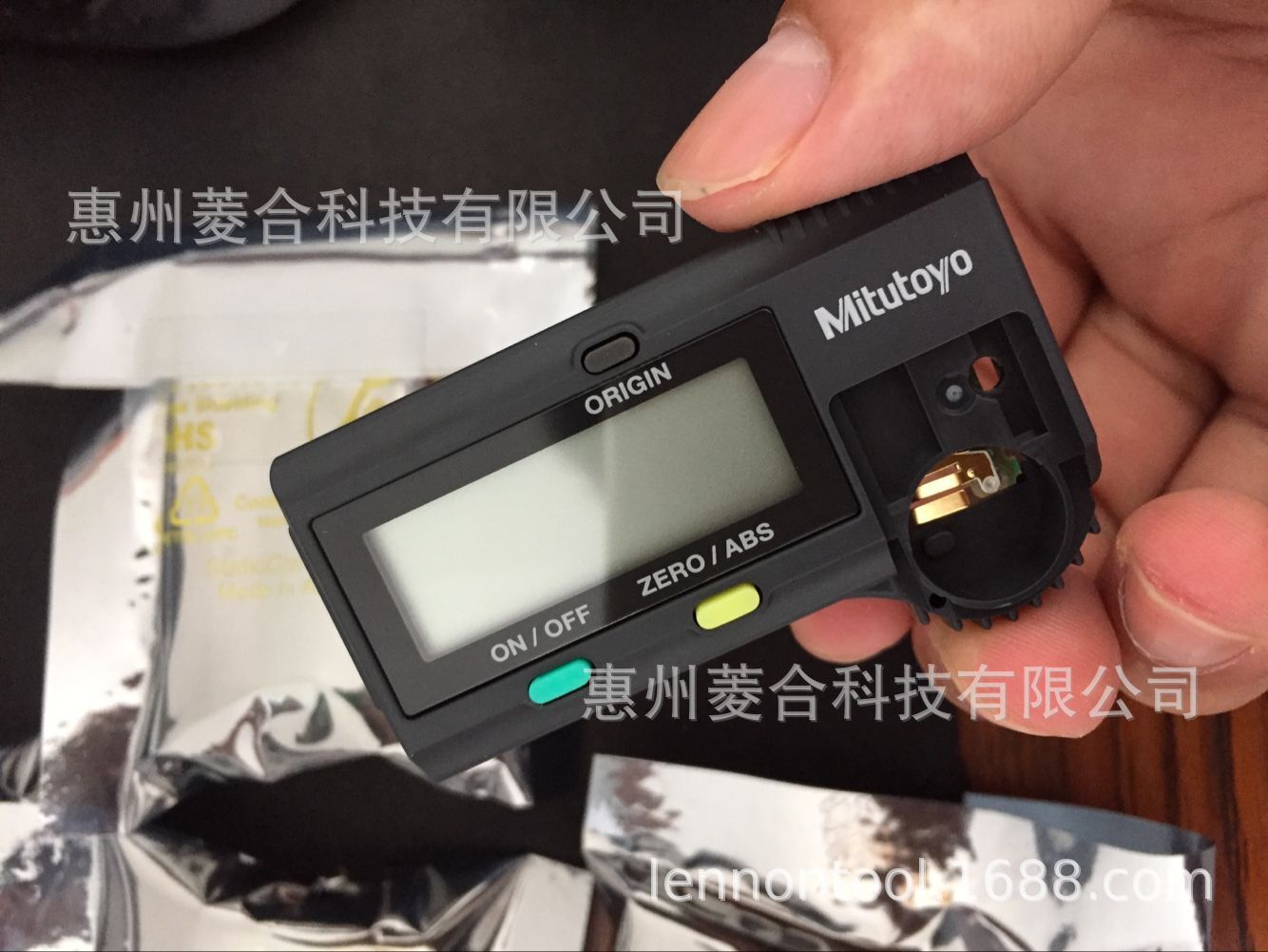 订购日本新款三丰数显卡尺0-150 0-200mm整套显示屏 06AEG415A