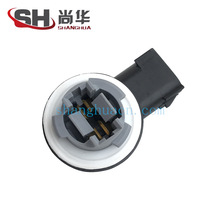 汽车灯座插座T25/3156单丝3157双丝/克莱斯勒铂锐/杀车灯/灯座