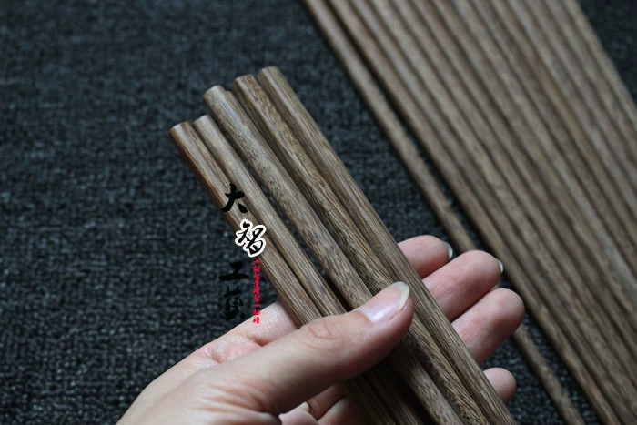 Палочки из натуральной древесины sandalwood
