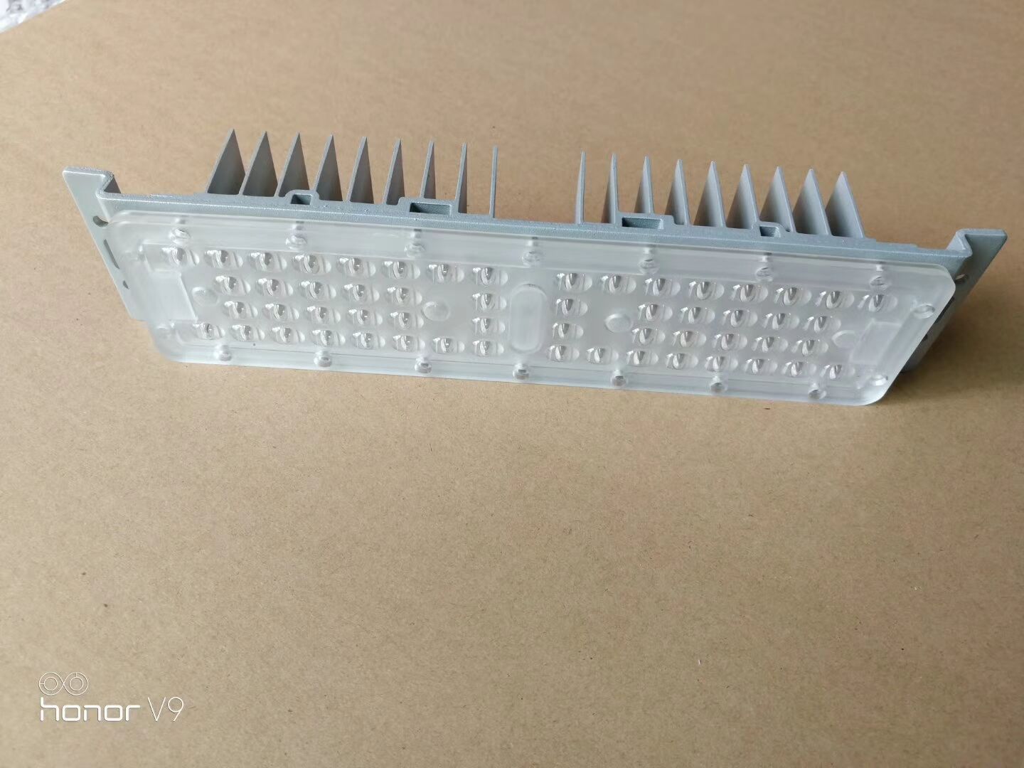 85C26C1FF2DDB9F57E8711C49084BE