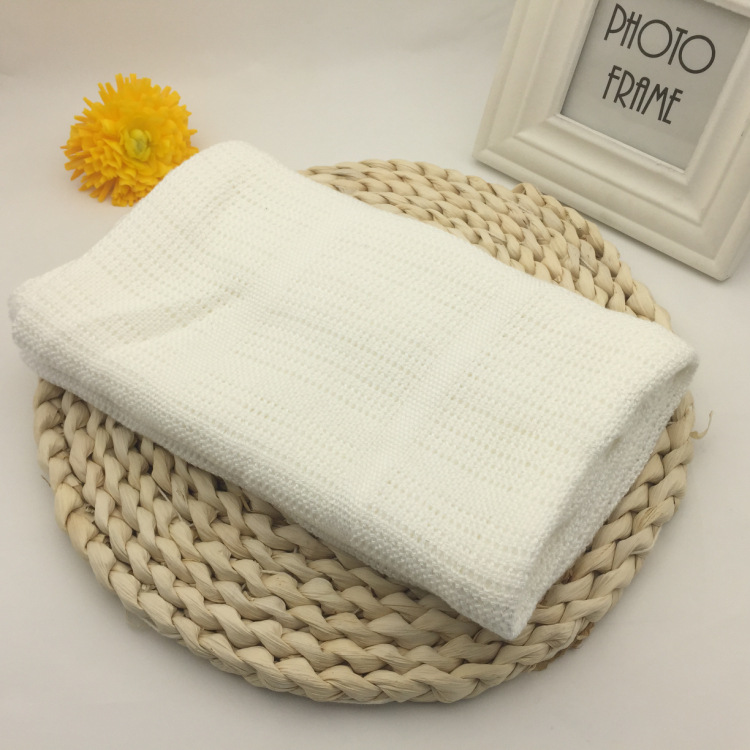 竹纤维婴幼儿盖毯推车用毯洞洞空调毯镂空出口原单冰丝毯