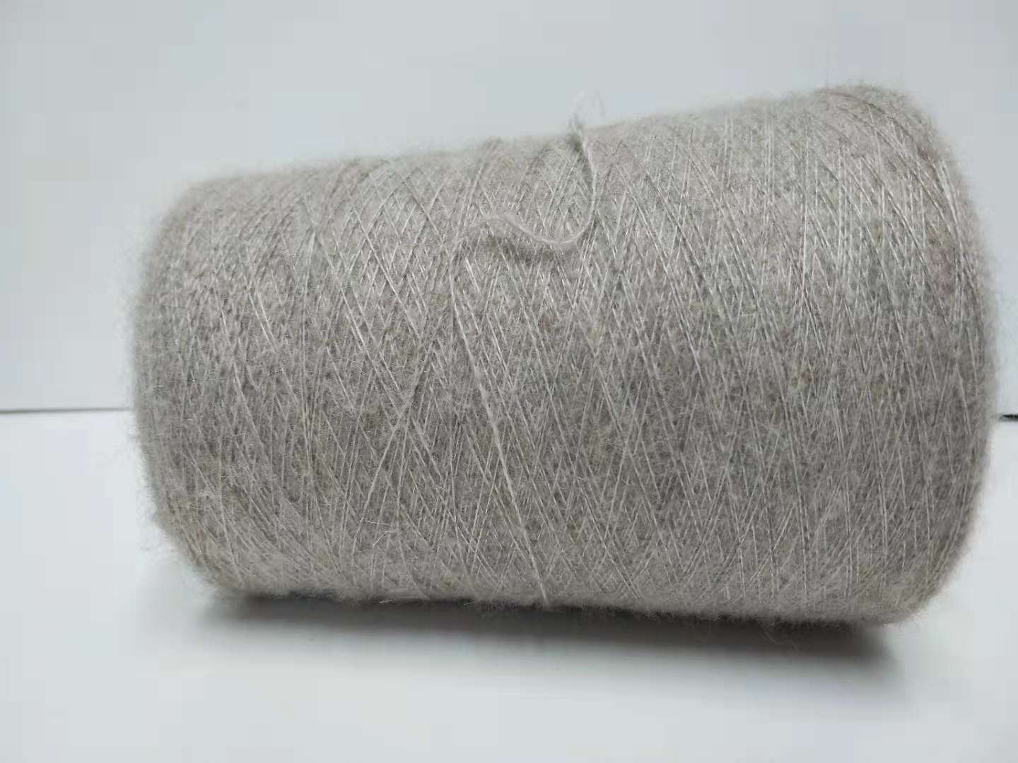 秋冬 高档新型纱线  1/13NM 30%貂绒 30%羊毛 40%尼龙 起毛纱