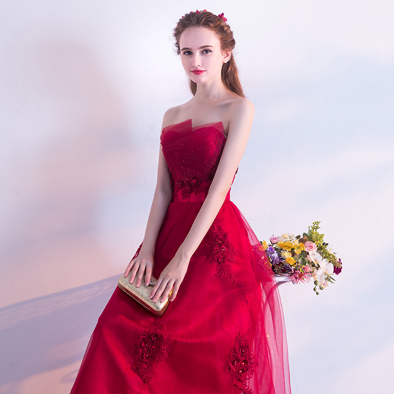 Vestido de noche para mujer, modelo nuevo de verano 2026 para anfitriona de reunión anual, elegante y distinguido, estilo largo y ajustado que estiliza la figura.