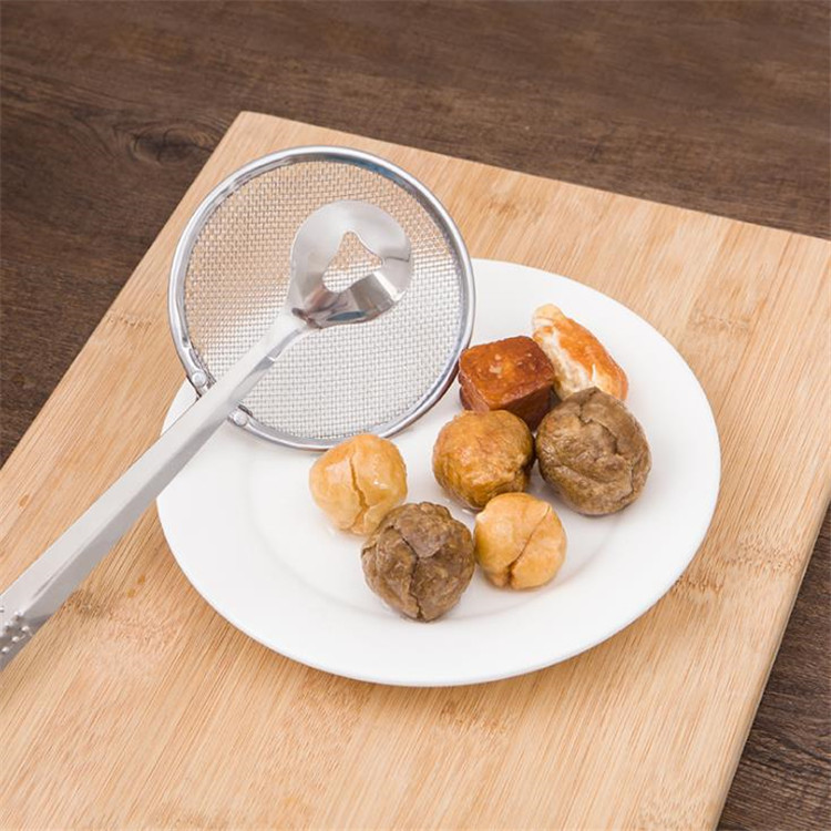 Acero inoxidable dos en uno cocina malla filtro de aceite freír aceite clip cuchara colador
