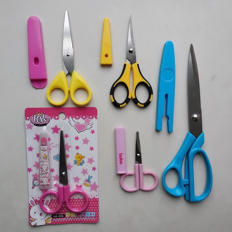 不锈钢剪刀，学生剪。办公剪。橡塑柄民用剪HD-1413