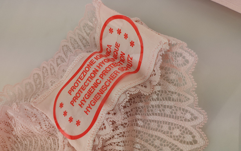 Soutiens-gorge LANGUE ROUGE en  dentelle - Ref 3371122 Image 11